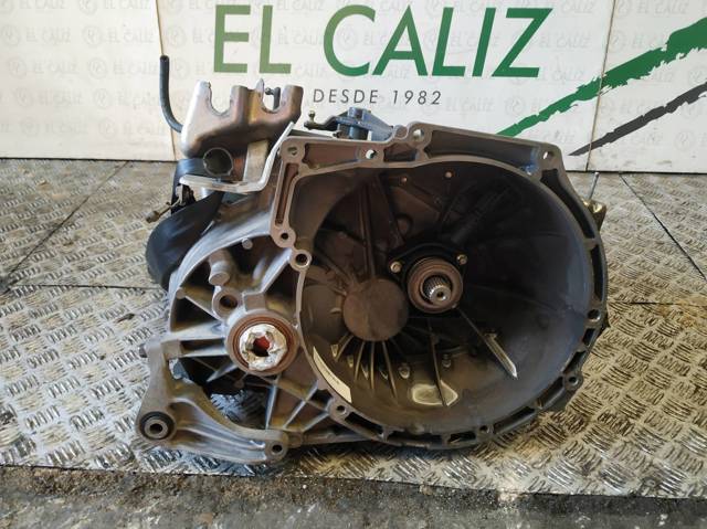Caixa de Mudança montada (caixa mecânica de velocidades) 3M5R7F096YF MAZDA