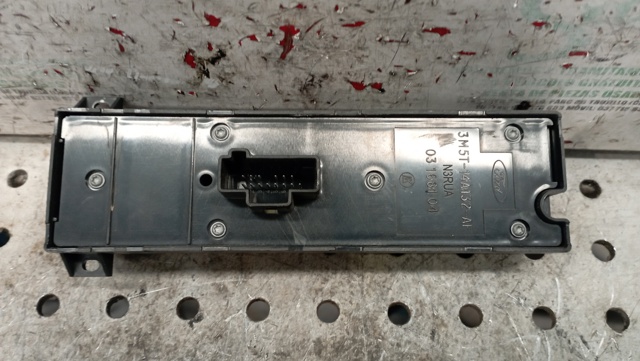 3M5T14A132AF Ford