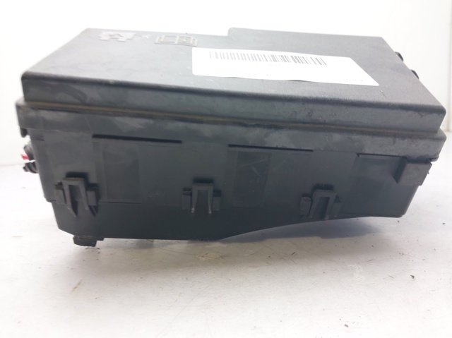 3M5T14A142AB Ford