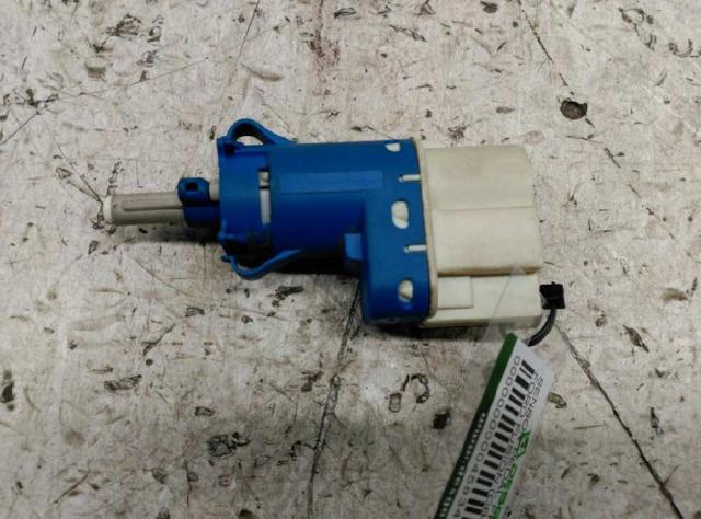 Sensor de ativação do sinal de parada 3M5T9C872AB FORD
