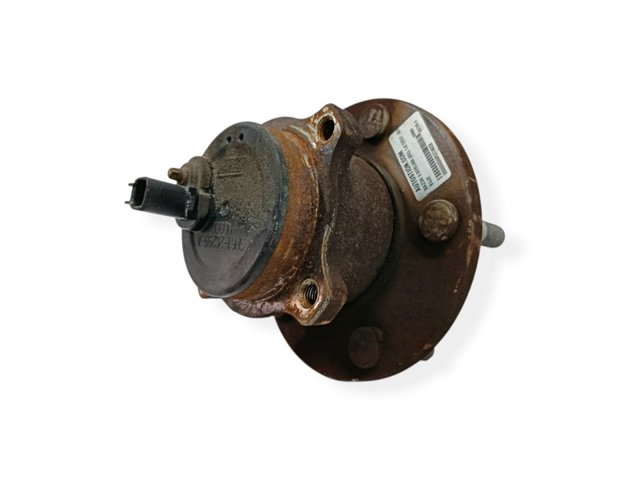 Cubo traseiro 3N612C299A MAZDA