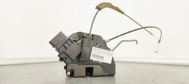 Fecho da porta dianteira direita 3N6AA21812D MAZDA