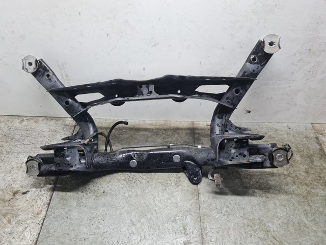 Viga de suspensão traseira (plataforma veicular) 3Q0505235AB VAG