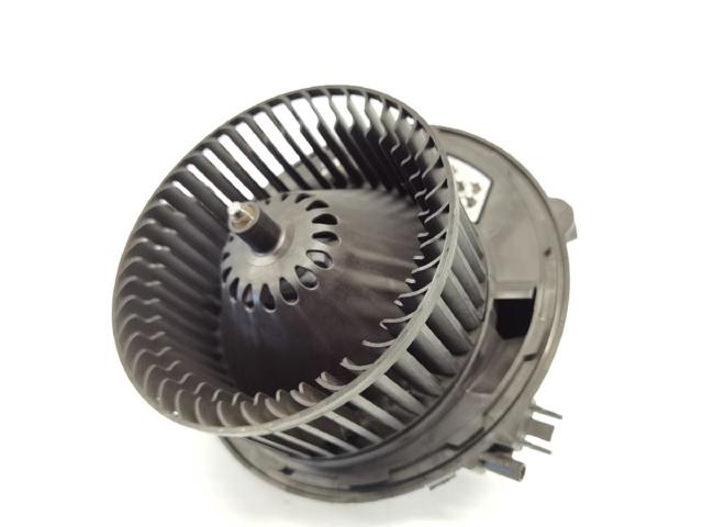 3Q1819021C VAG
