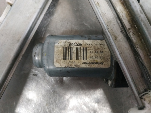 Mecanismo de acionamento de vidro da porta dianteira direita 400569 RENAULT