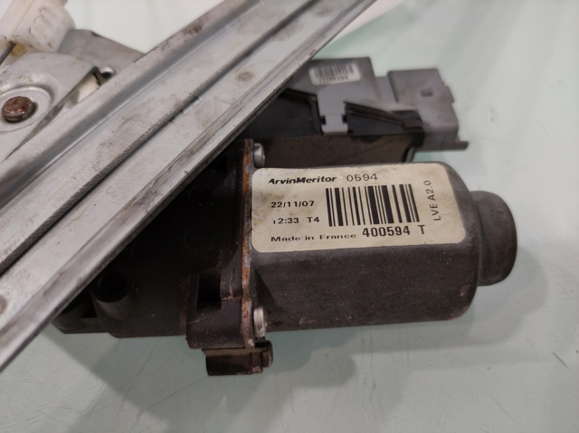 Motor de acionamento de vidro da porta dianteira esquerda 400594T PEUGEOT