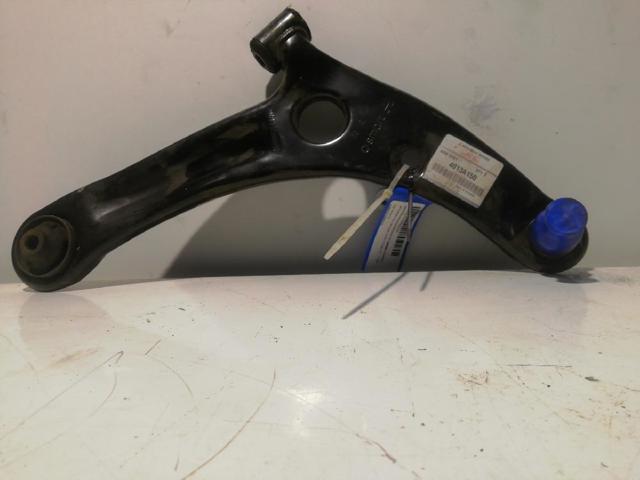 Braço oscilante inferior direito de suspensão dianteira 4013A150 MITSUBISHI
