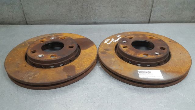 402060010R Renault (RVI)