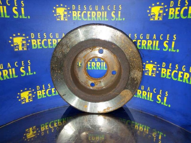 Disco do freio dianteiro 402065F003 NISSAN