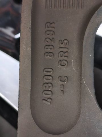 403008829R Renault (RVI)