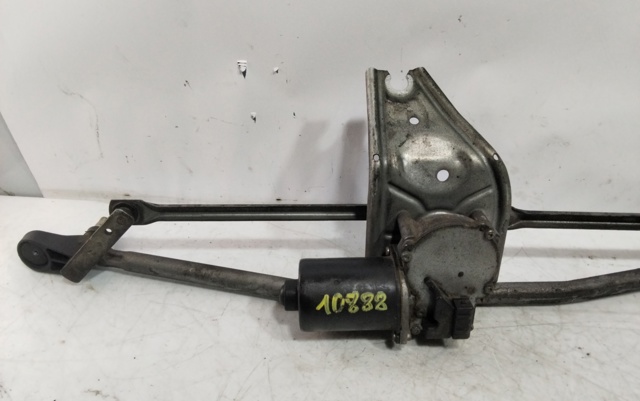 404523 Ford