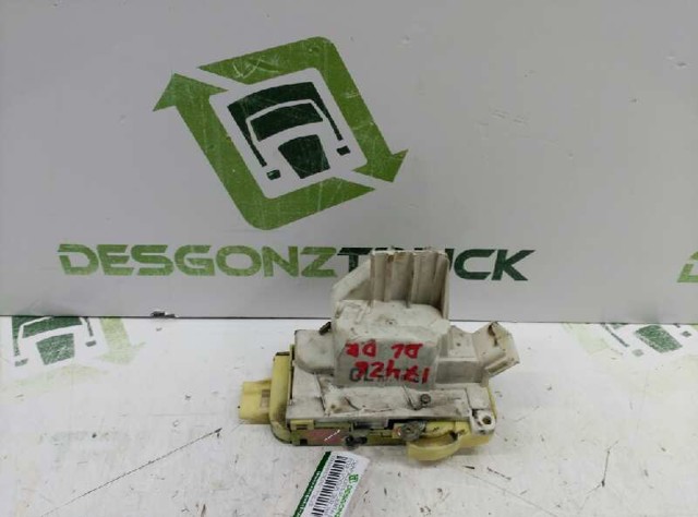 Fecho da porta dianteira direita 4057969 FORD