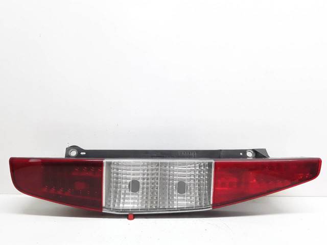 Lanterna traseira direita 40600748 FIAT