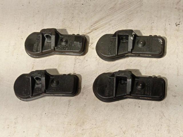 Sensor de pressão de ar nos pneus 407009322R MERCEDES