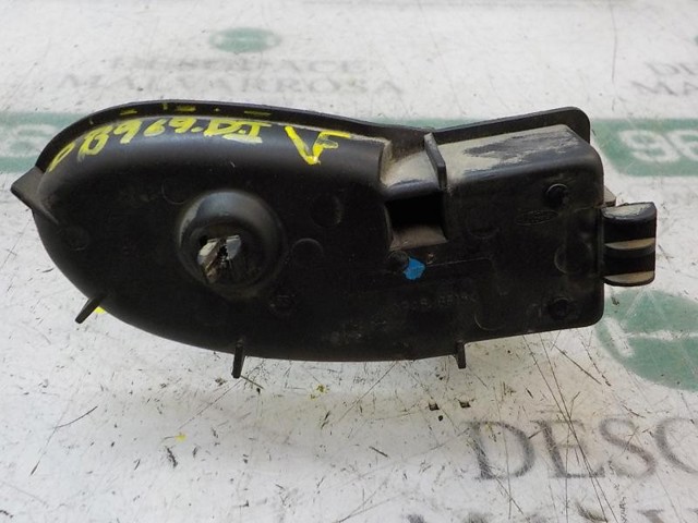 Maçaneta interna esquerda da porta dianteira 4077922 FORD