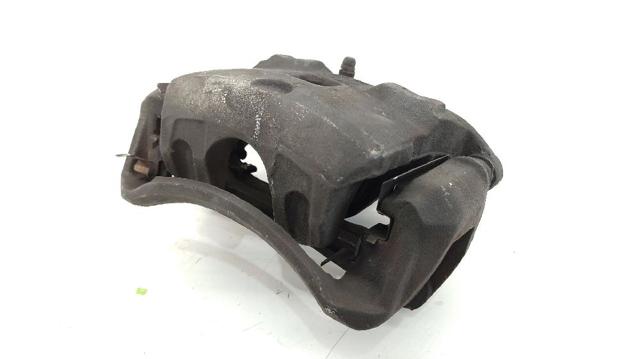 Suporte do freio dianteiro direito 410013DN0A NISSAN
