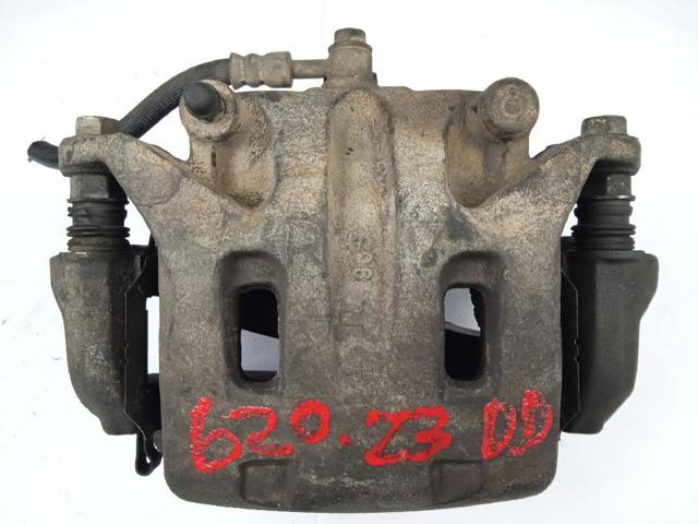 Suporte do freio dianteiro direito 41001EG50A NISSAN