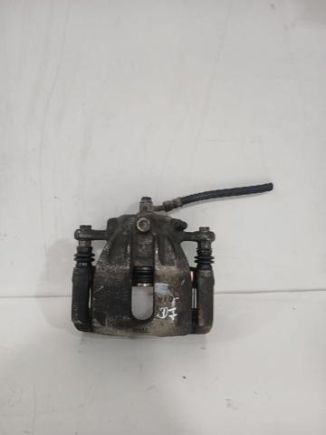 Suporte do freio dianteiro esquerdo 410111HA0A NISSAN