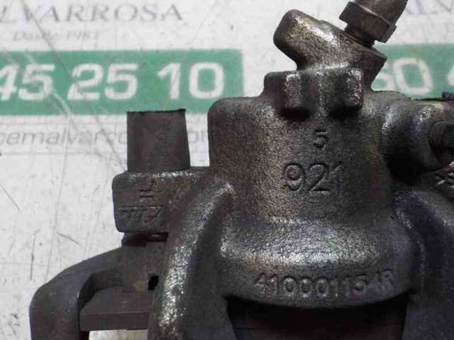 Suporte do freio dianteiro esquerdo 410116639R RENAULT