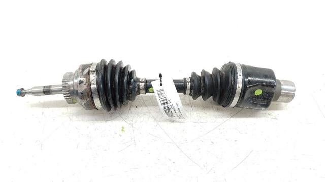 Semieixo (acionador) dianteiro 4130008101 SSANG YONG