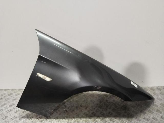 Pára-lama dianteiro direito 41357135680 BMW