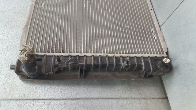 Radiador de esfriamento de motor 4135748 FORD