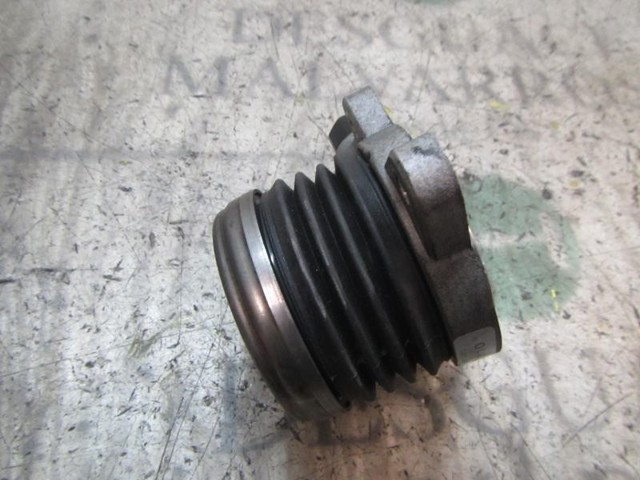 Cilindro de trabalho de embraiagem montado com rolamento de desengate 4142124300 HYUNDAI