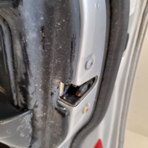 41518216818 BMW