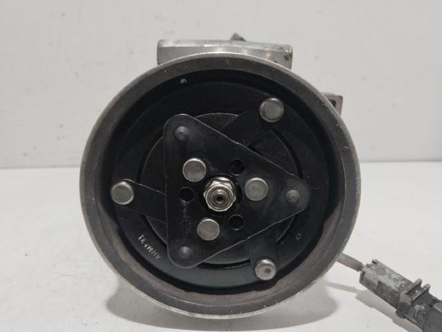 Compressor de aparelho de ar condicionado 4158304400 MERCEDES