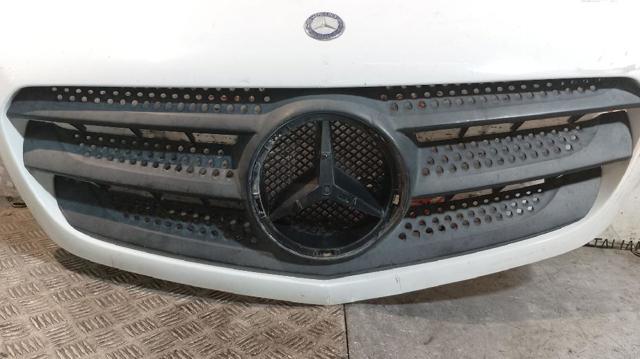 Grelha do radiador 4158880023 MERCEDES