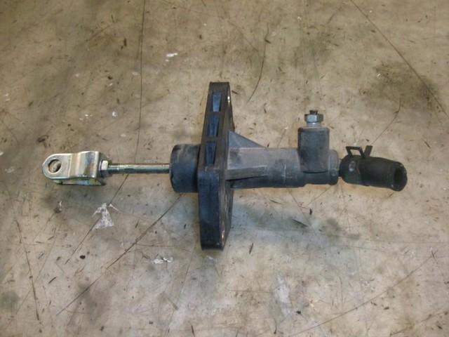 Cilindro mestre de embraiagem 4161026000 HYUNDAI