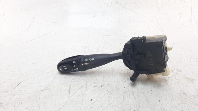 Comutador esquerdo instalado na coluna da direção 42010173682 TOYOTA