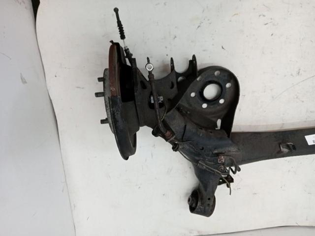 Viga de suspensão traseira (plataforma veicular) 4210112171 TOYOTA