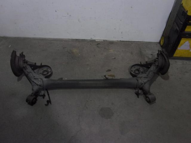 Viga de suspensão traseira (plataforma veicular) 4210112171 TOYOTA