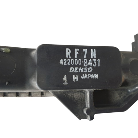 Radiador de esfriamento de motor 4220008431 MAZDA