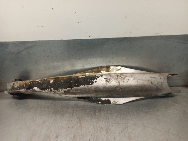 Braço oscilante inferior esquerdo de suspensão traseira/direita 423045 OPEL