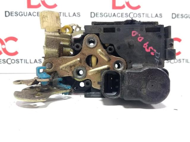Fecho da porta dianteira direita 42373394 GM