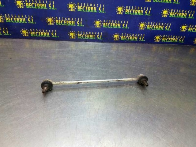 Montante de estabilizador dianteiro 4242065J00000 SUZUKI