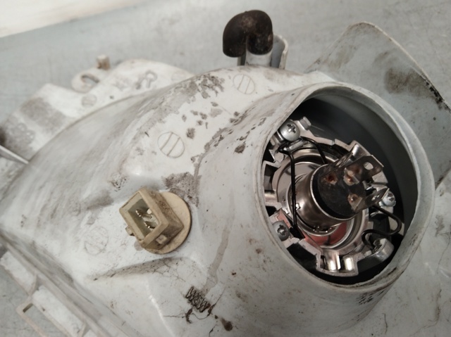 4311136R Ford