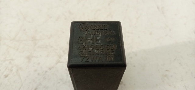 Relê de controlo de limpador pára-brisas 431955531 VAG