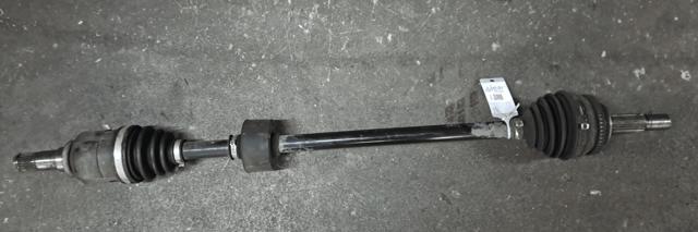 Semieixo (acionador) dianteiro direito 434100D070 TOYOTA