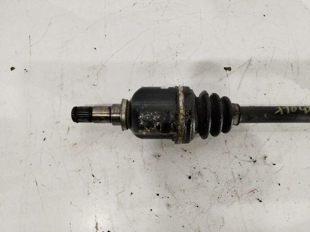 Semieixo (acionador) dianteiro esquerdo 4342002610 TOYOTA