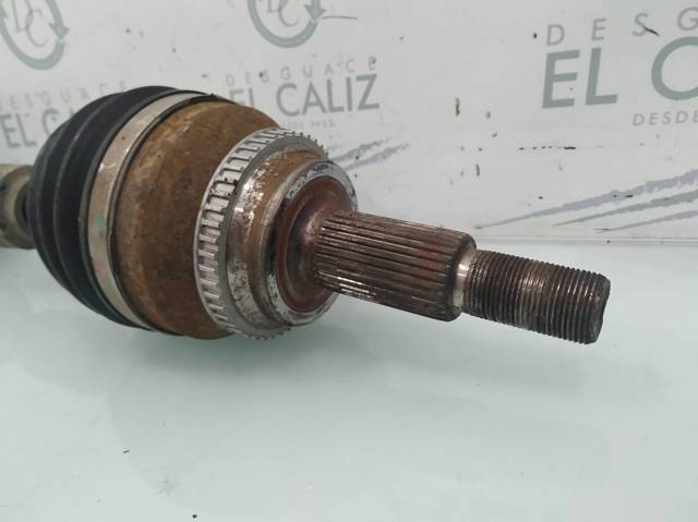Semieixo (acionador) dianteiro esquerdo 4342005372 TOYOTA