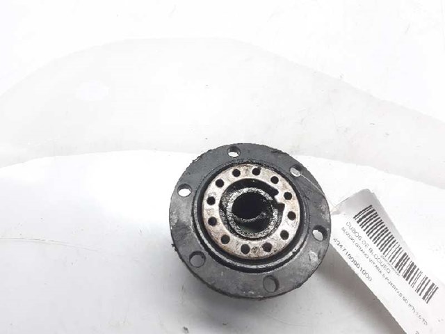 Flange de cubo dianteiro 4347180001000 SUZUKI