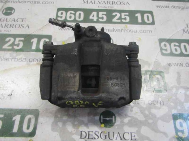 Suporte do freio dianteiro direito 4400R9 PEUGEOT