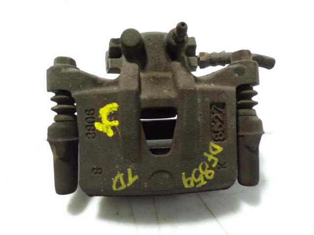 Suporte do freio traseiro direito 4400V2 PEUGEOT