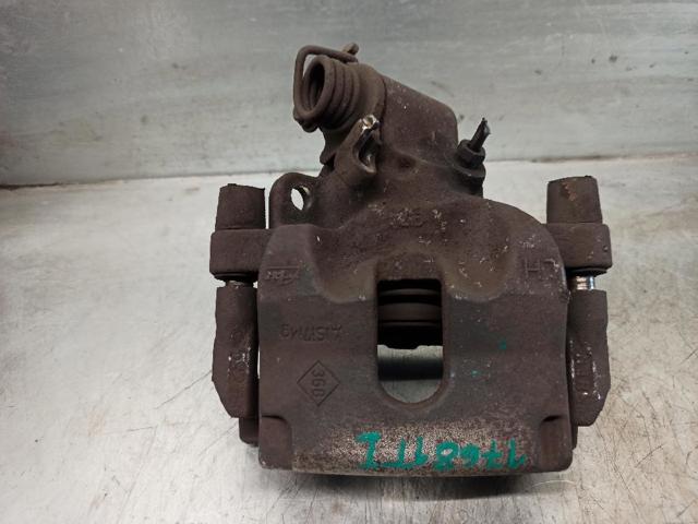 Suporte do freio traseiro esquerdo 440110006R RENAULT