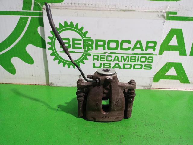 Suporte do freio traseiro esquerdo 440110830R RENAULT