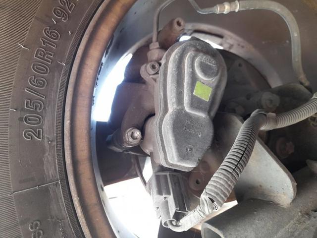 Suporte do freio traseiro esquerdo 440118013R RENAULT