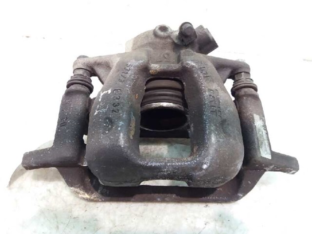 Suporte do freio dianteiro esquerdo 4401H2 PEUGEOT